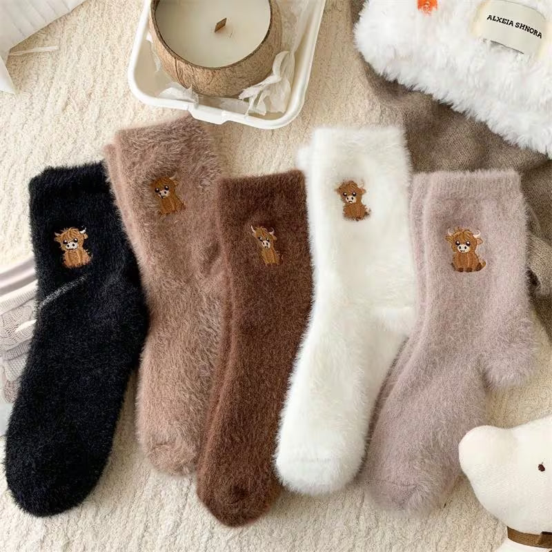 5 Pairs of Women'S Calf Embroidered Plush Socks