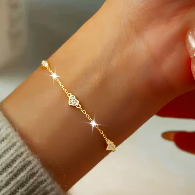 S925 Sterling Silvery Bracelet with Three Heart-Shapes