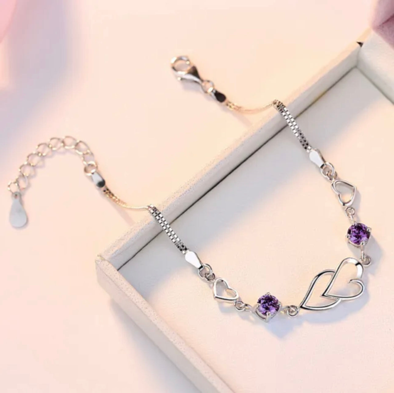 Beautiful Heart Linked Bracelet