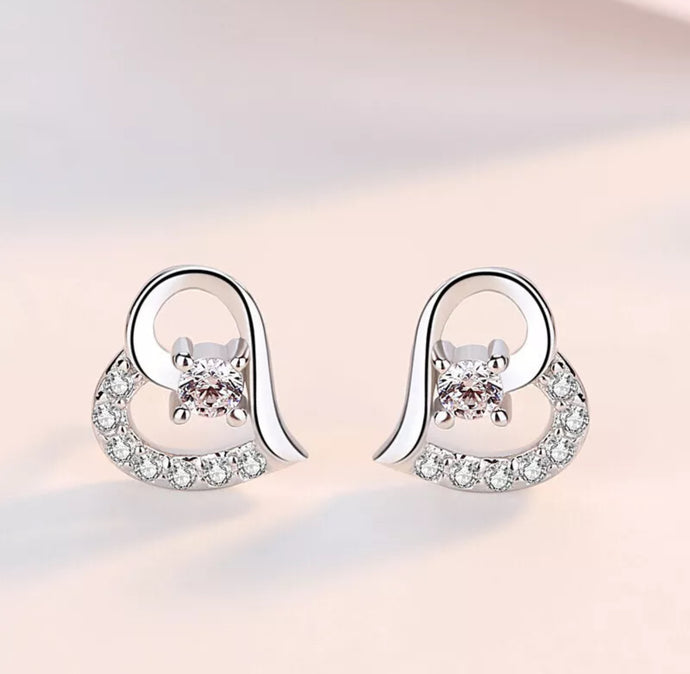 Crystal Dainty Heart Stud Earrings