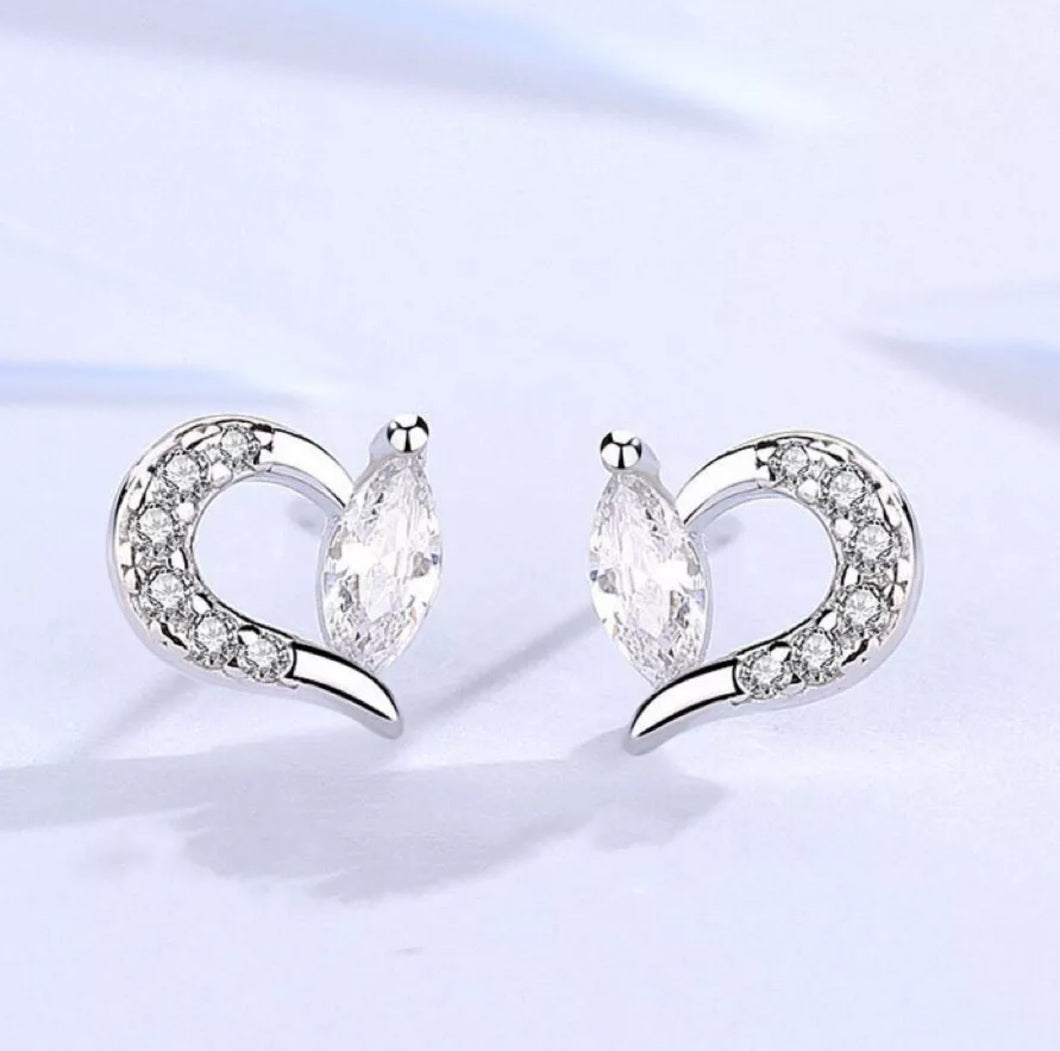 925 Sterling Silver Crystal Heart Shaped Stud Earrings
