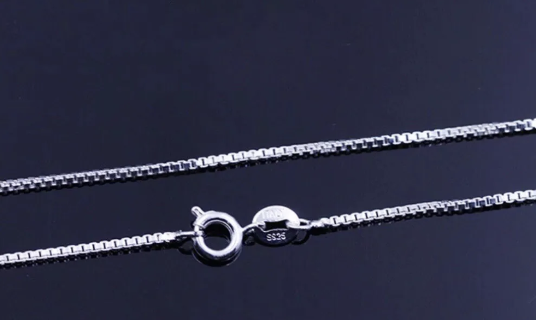 925 Sterling Silver Fox Pendant Chain Necklace