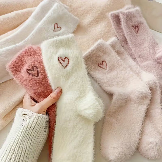 5 Pairs of Cozy Heart-Embroidered Socks