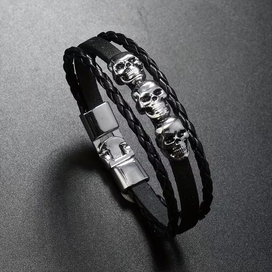 Men's Buckle Bracelet With Skull