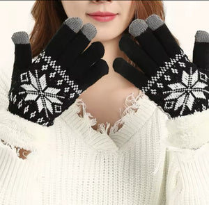 Woman’s Gloves