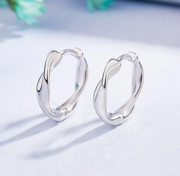 Shiny 925 Sterling Silver Twist Open Hoop Circle Huggie Earrings