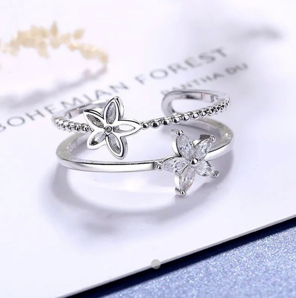 Crystal Flower Adjustable Ring.