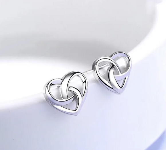 925 Sterling Silver Stunning Swirl Heart Stud Earrings