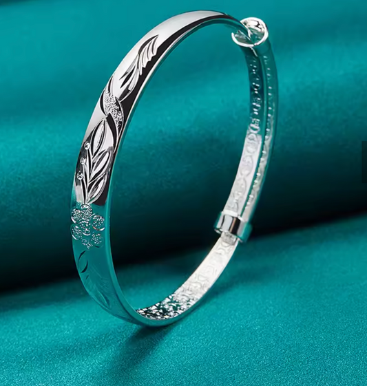 Carving Adjustable Bangle