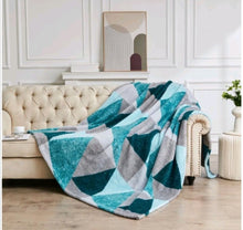 Load image into Gallery viewer, Teddy Fleece Geometric Throw