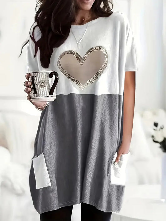 Plus Size Women's Heart Print T-Shirt
