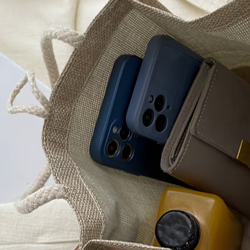 Women'S Tote Bag Featuring a Cute Little Bee Design