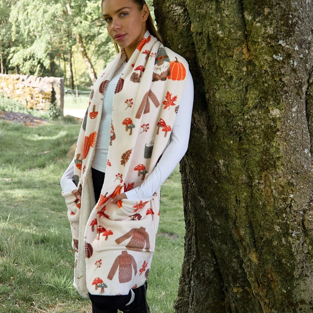 Autumn Print Fleece Pocket Scarf - Beige