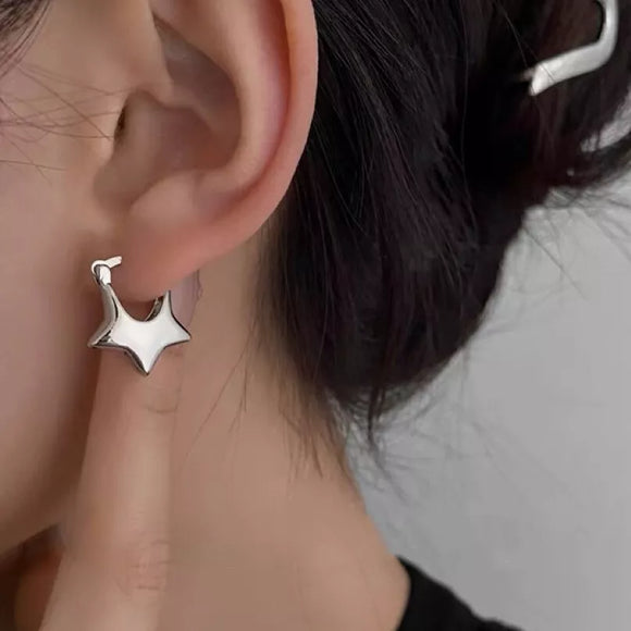 925 Sterling Silver Lovely Star Shaped Hoop Earrings