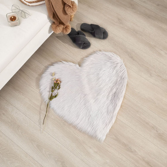 Faux Sheepskin Heart Rug