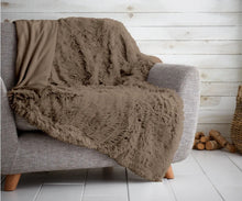 Load image into Gallery viewer, Luxury Hug &amp; Snug Large Throw