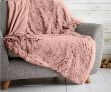 Load image into Gallery viewer, Luxury Hug &amp; Snug Large Throw